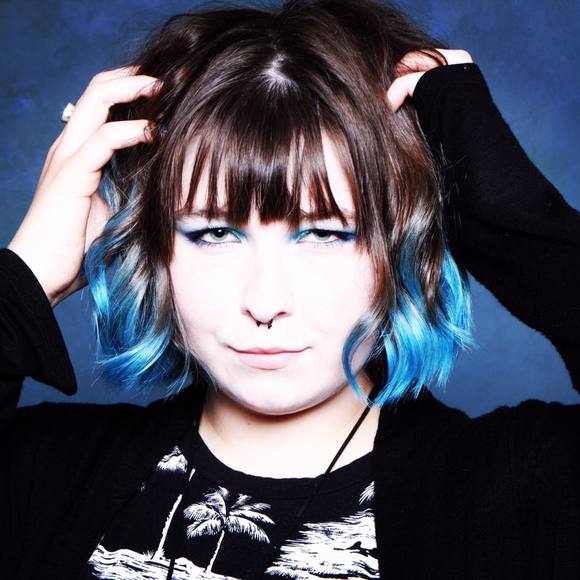 Meet your Posher, Kendra - Picture 1 of 1